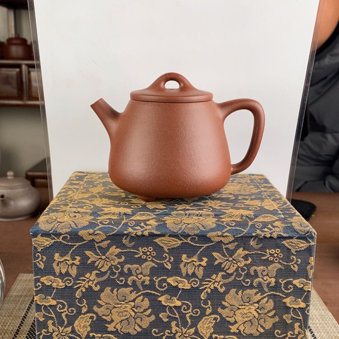 紫砂茶壶宜兴紫砂工艺美术精品