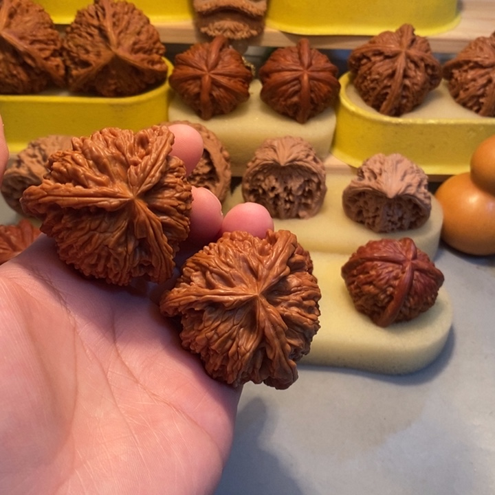 赵***宝吊坠文玩核桃nnnnnn