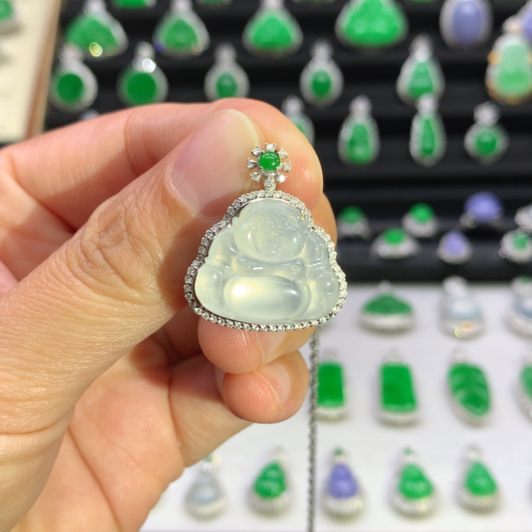 翡翠吊坠(不含链)18K金镶嵌