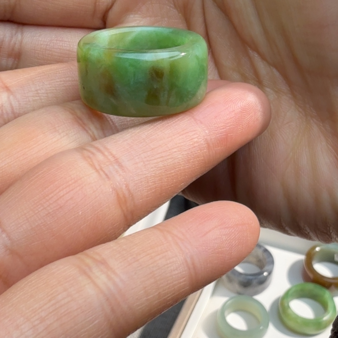 枫***和田玉未镶嵌戒指