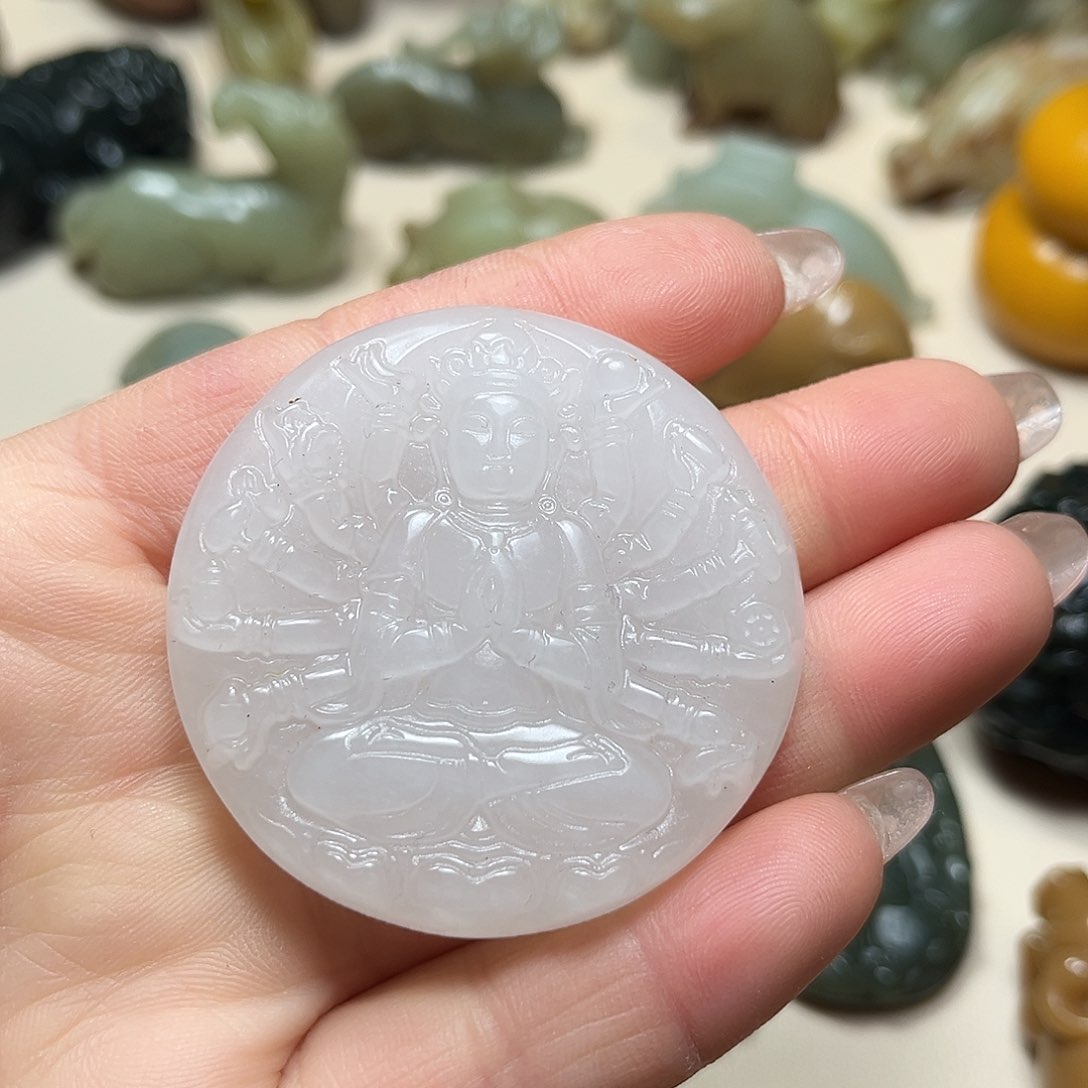 白玉菩提吊坠白玉菩提吊坠