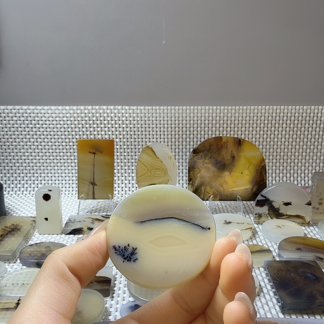 玛瑙/玉髓未镶嵌吊坠(不含链)41