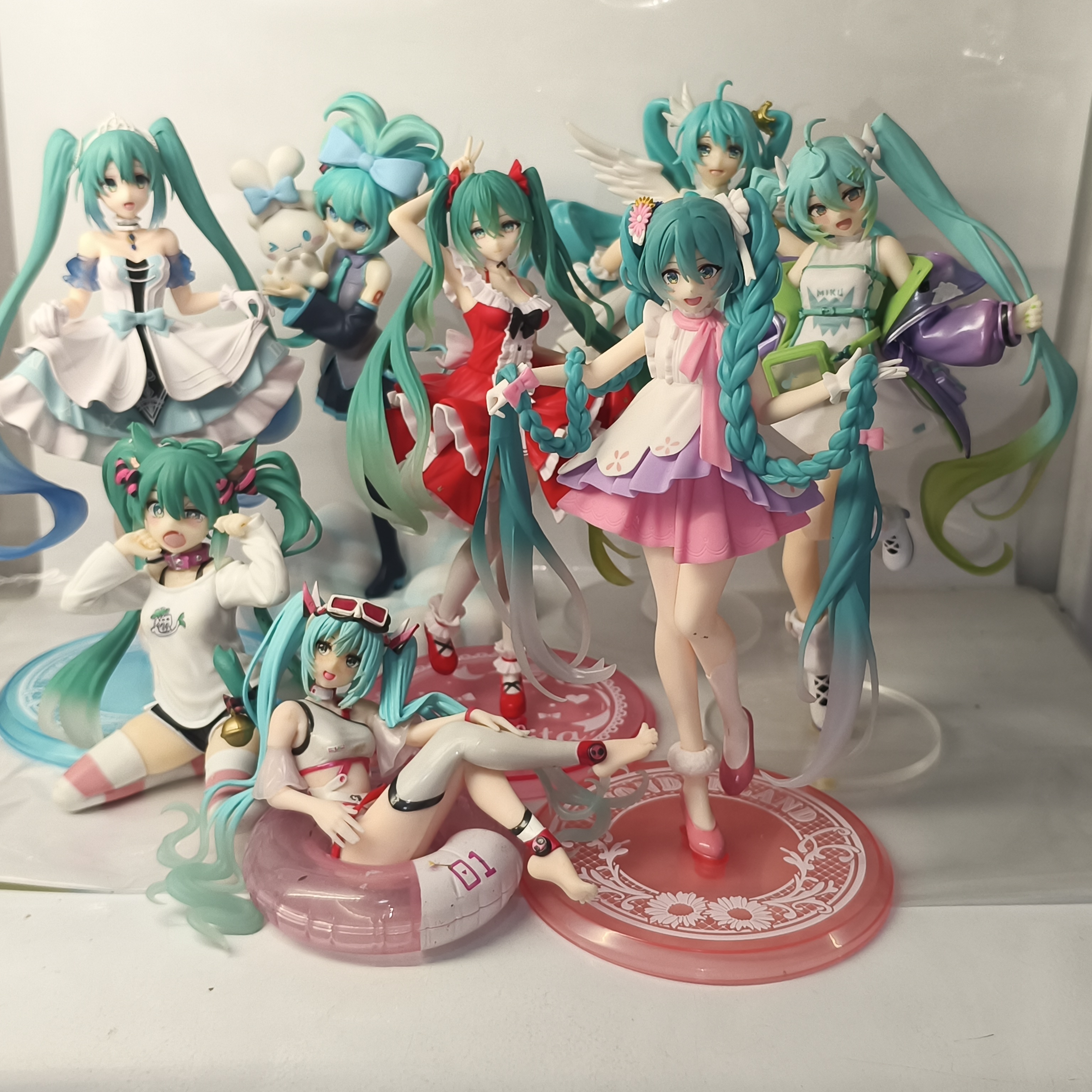 正版 初音未来大礼包 长发 灰姑娘 玉桂狗 猫咪 外套 泳圈 景品