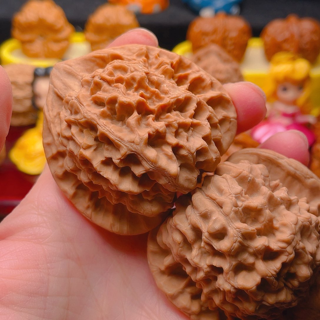 文玩核桃吊坠梵***心50全品官帽