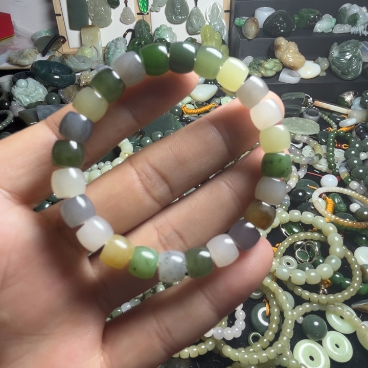 和田玉手串未镶嵌卡9