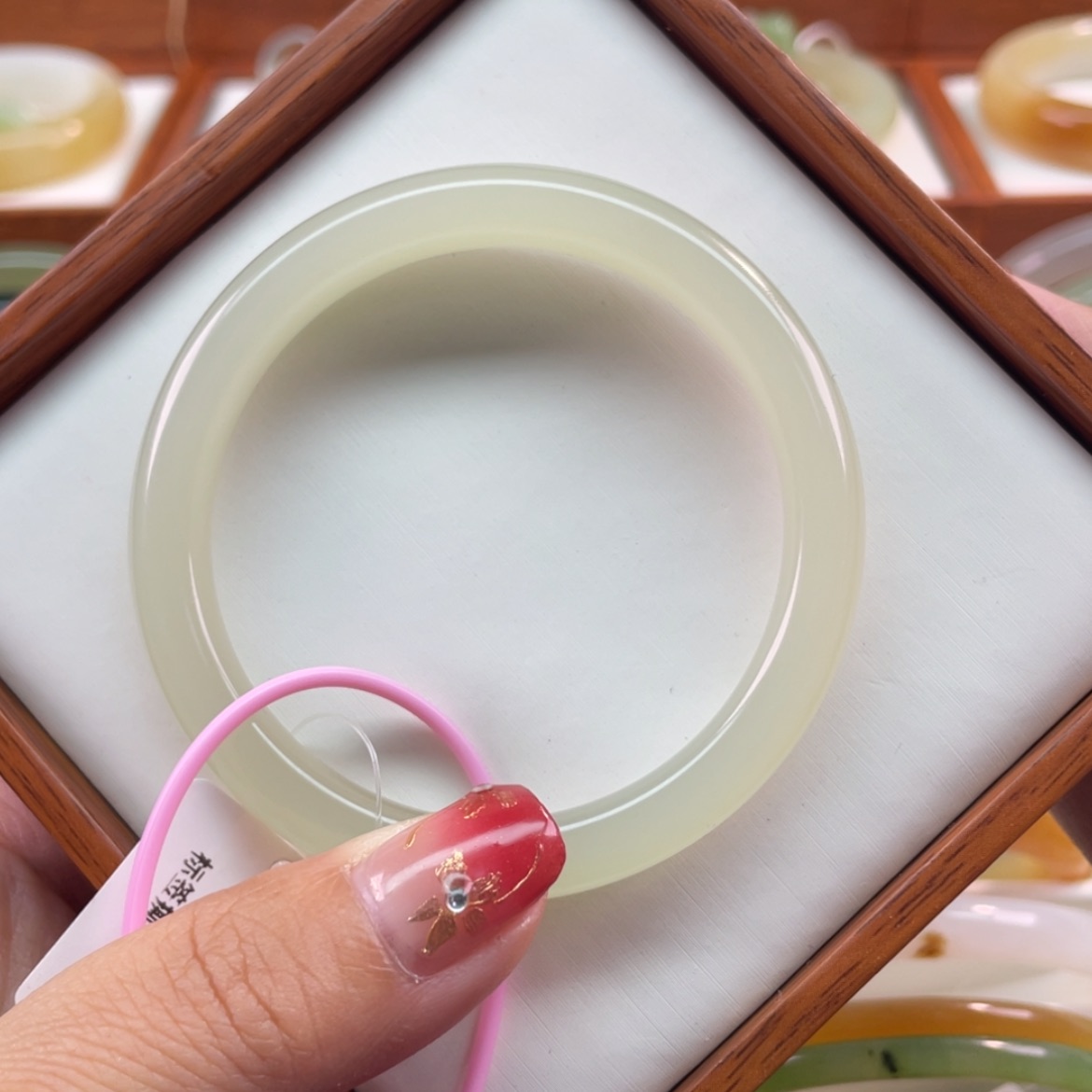 【闪购商品】和田玉手镯未镶嵌54