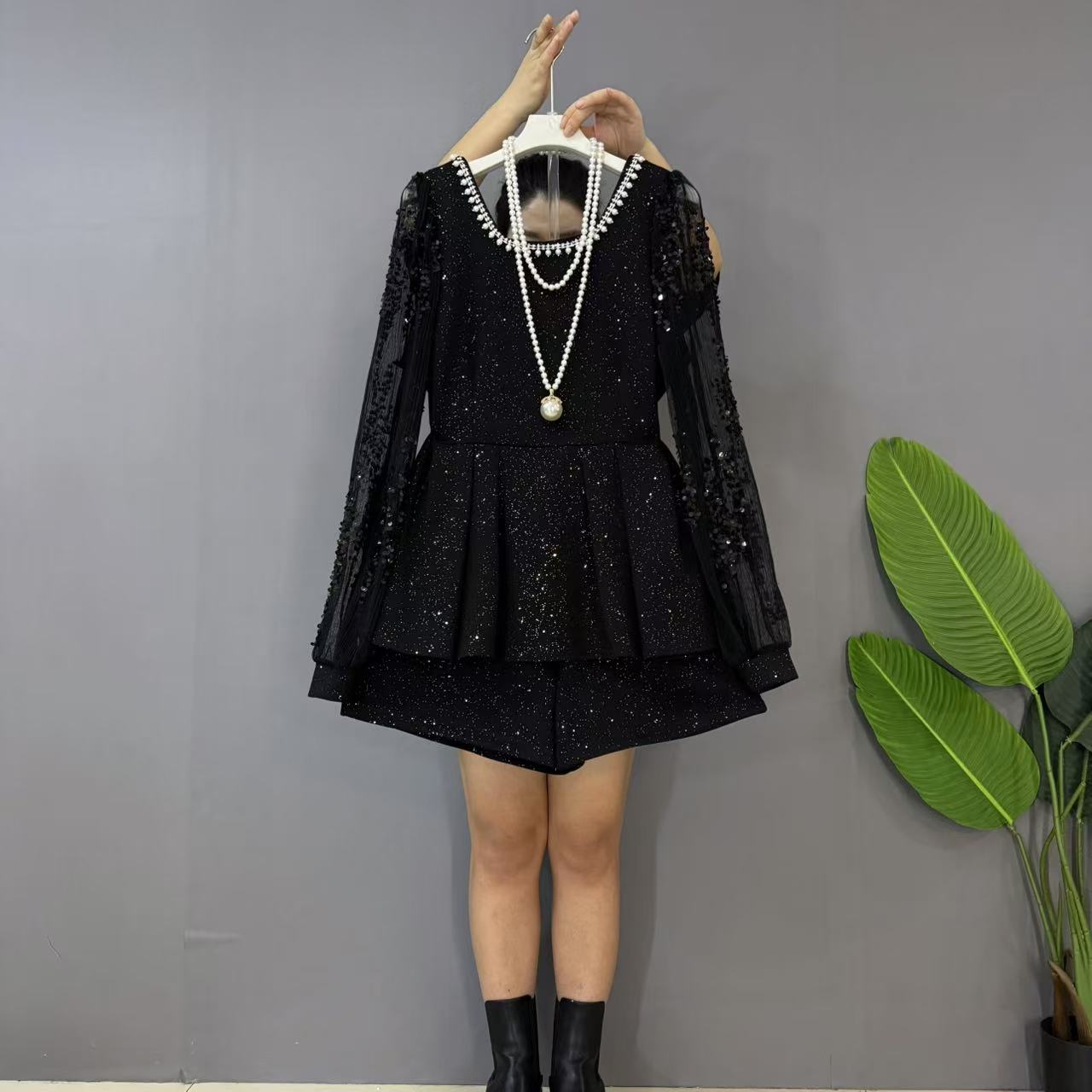 新款大码女装时尚洋气蝴蝶结设计亮闪闪短裤套装