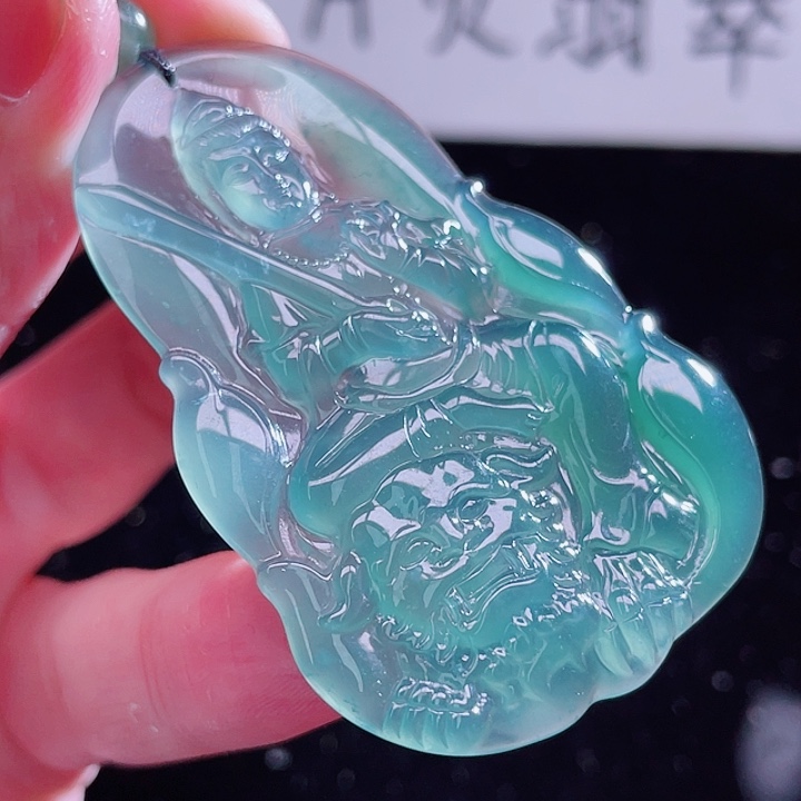翡翠颈饰未镶嵌99999999999