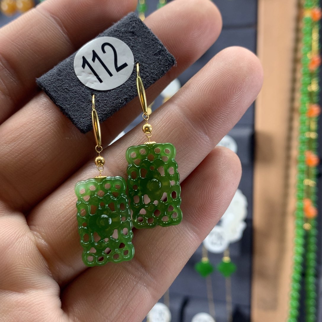 和田玉耳饰18K金镶嵌