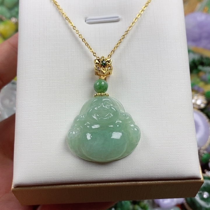翡翠未镶嵌吊坠(赠链)