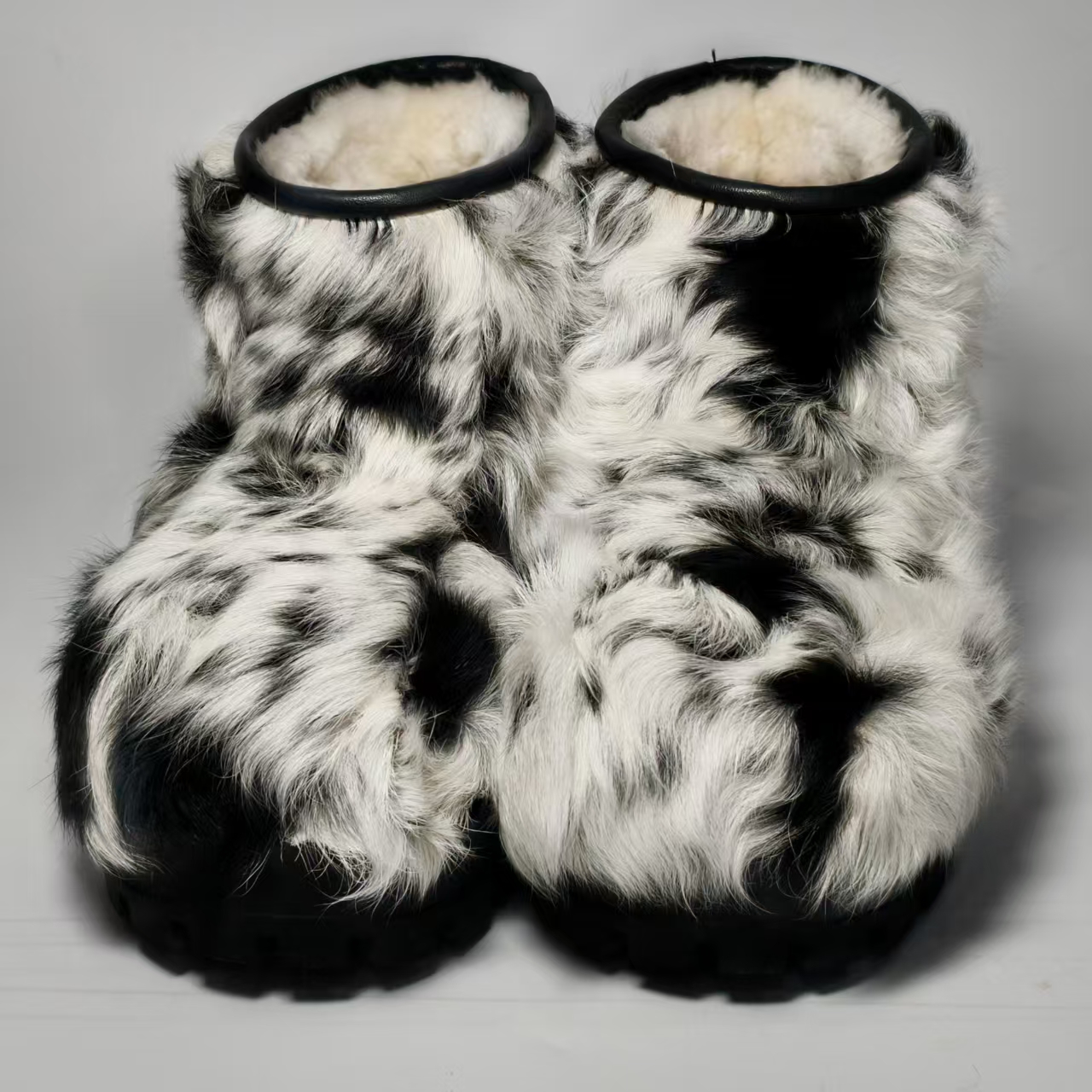 8102-5玛拉沁冬季米奇头可爱爆款学生日常保暖舒适增高显瘦