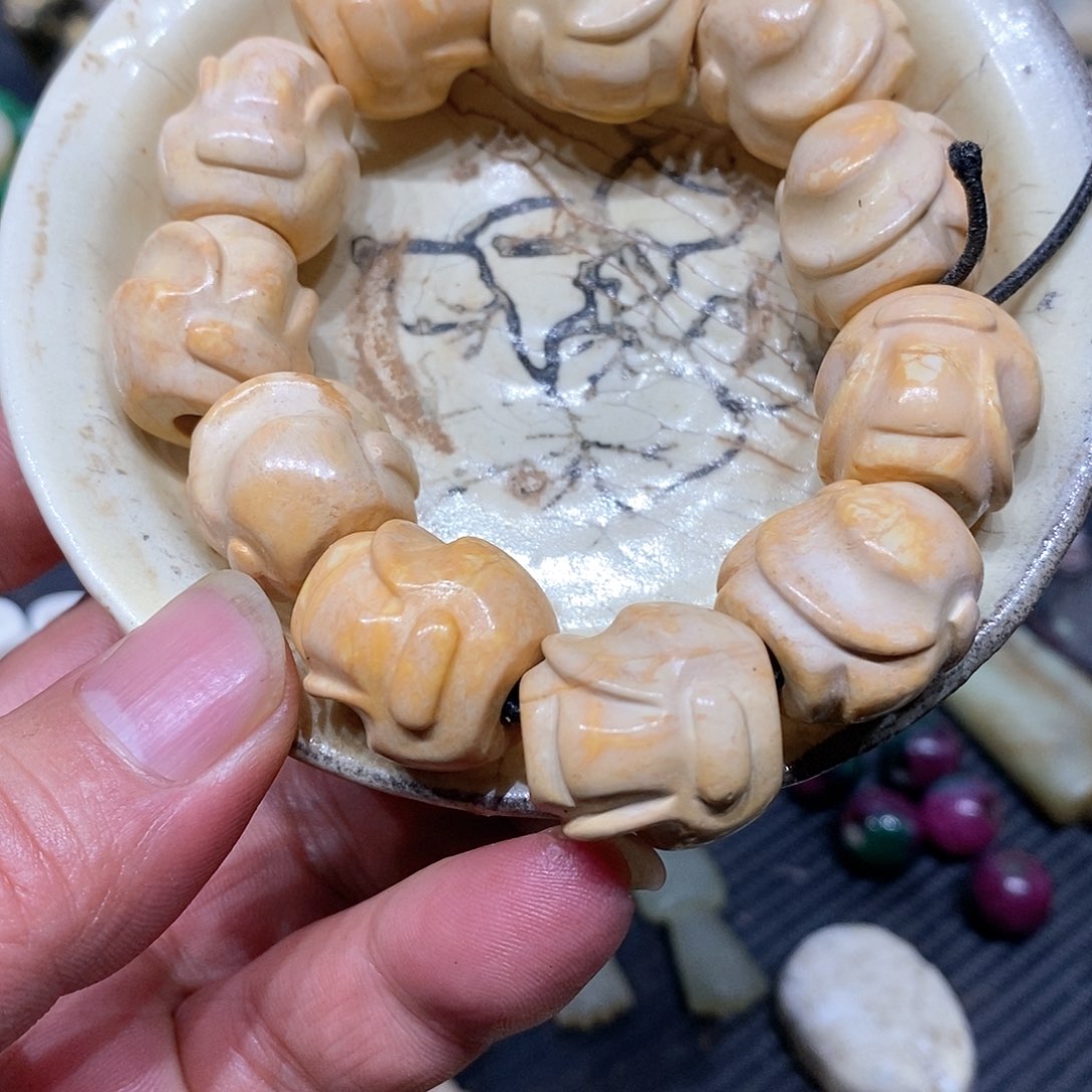 茶盏………………………………