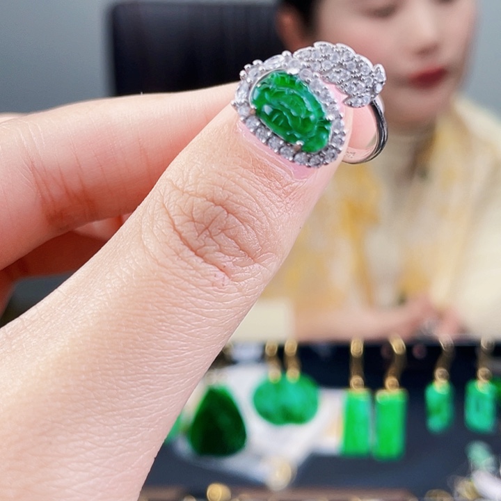 翡翠戒指银S925镶嵌饰品