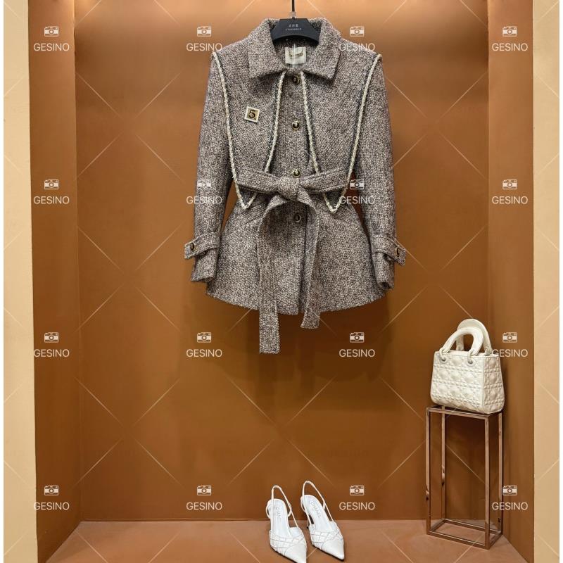 【闵闵】秋冬气质小香风时尚设计师中长款外套 QD-2024981