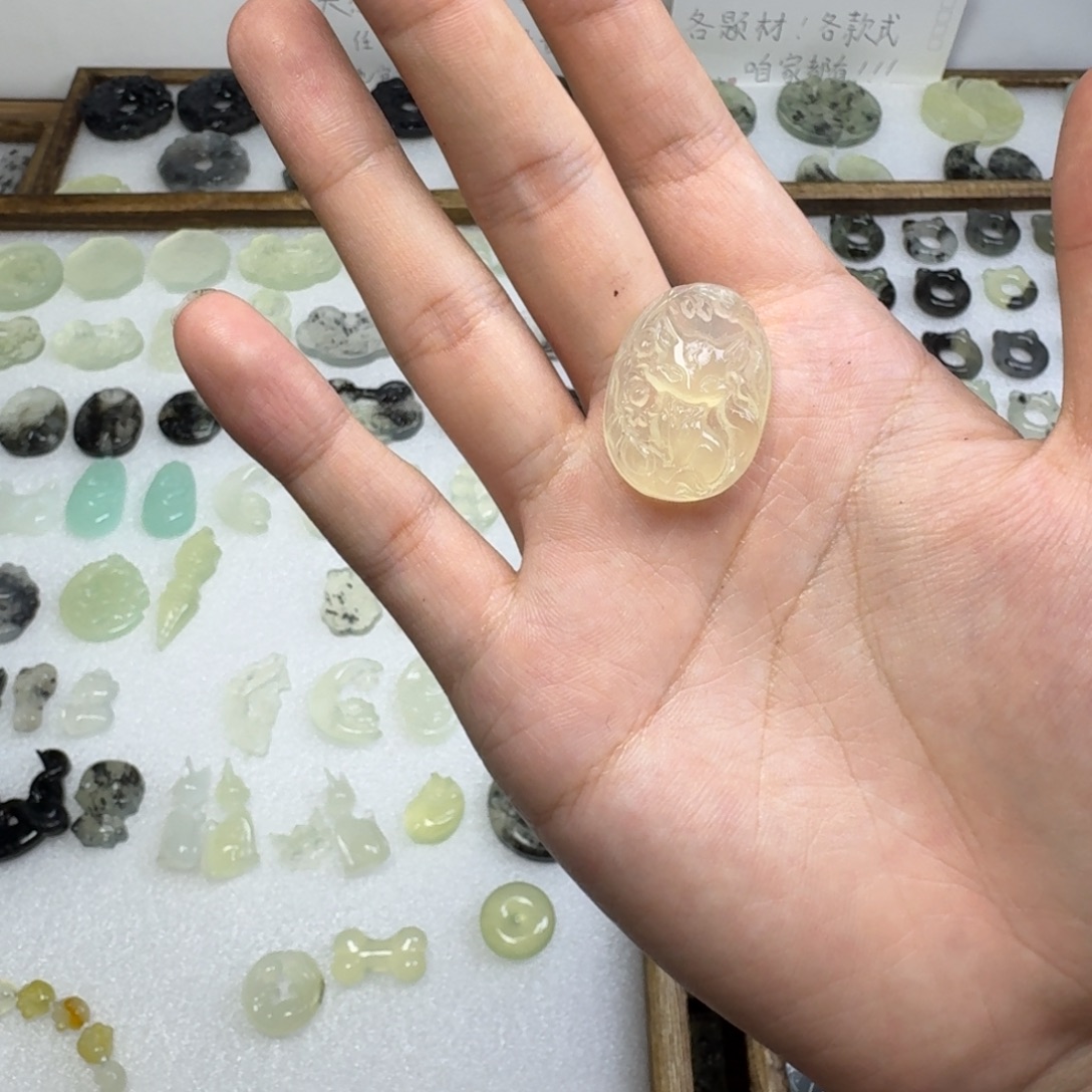 C****蛇纹石玉未镶嵌项链