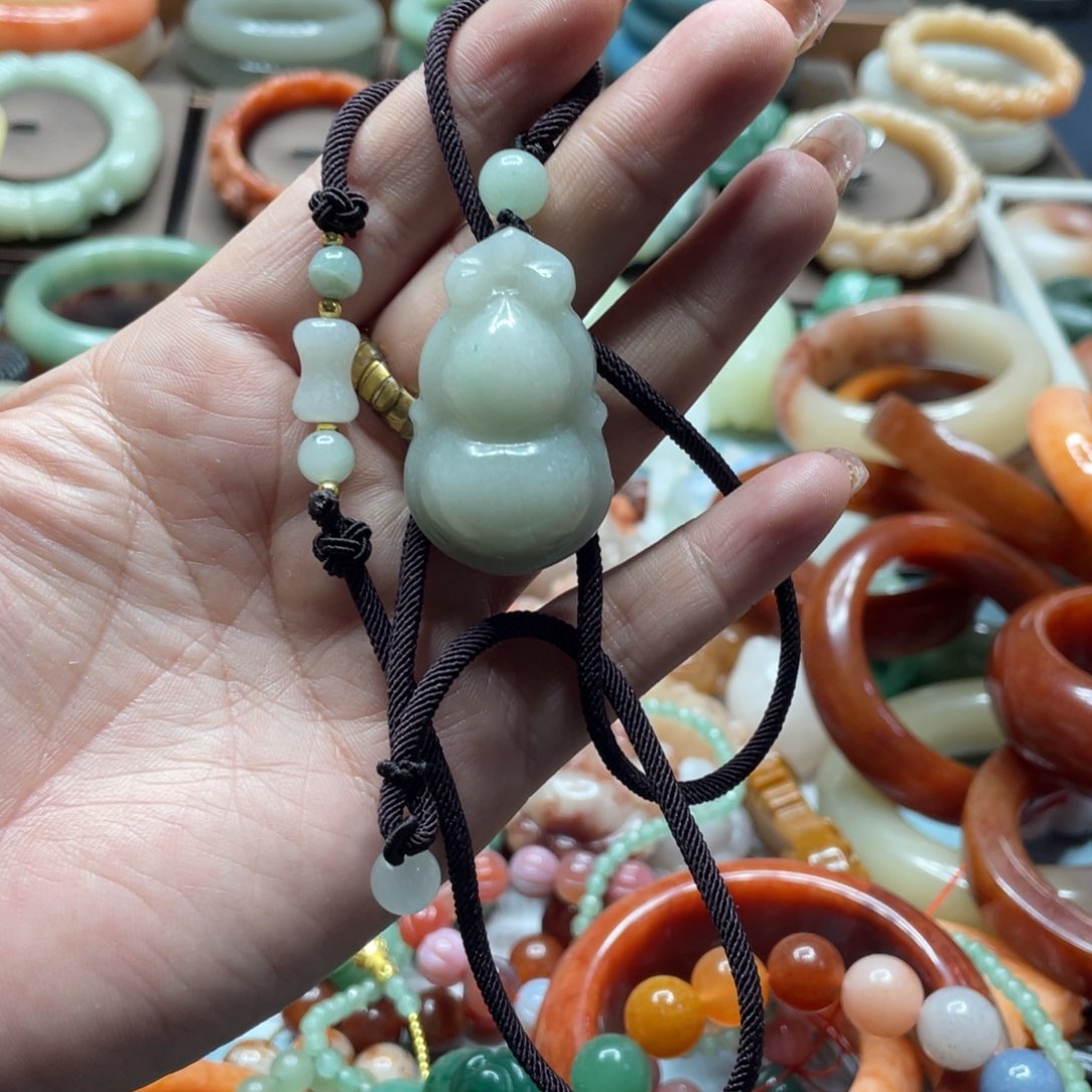 石英质玉手镯合金