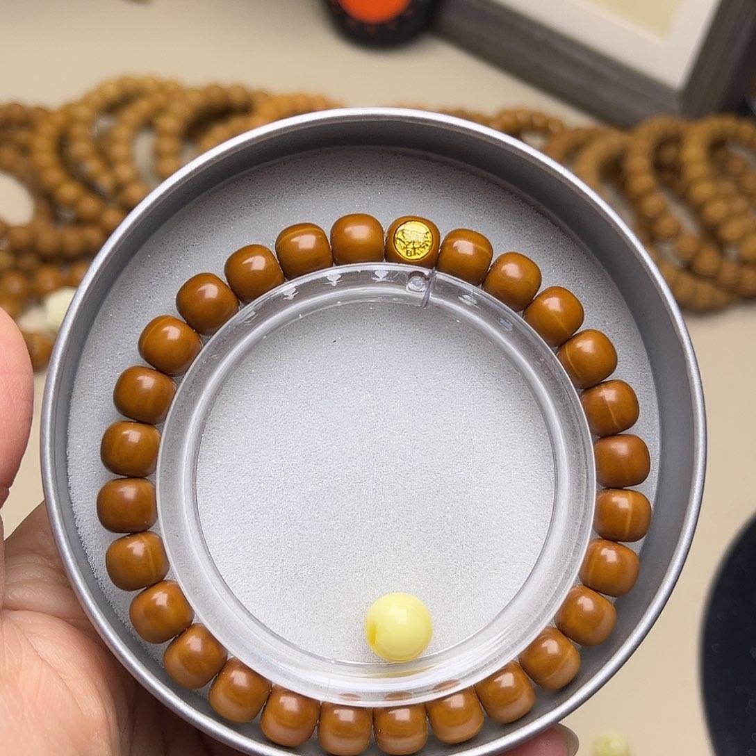 猴头核桃吊坠老邢8.6左右