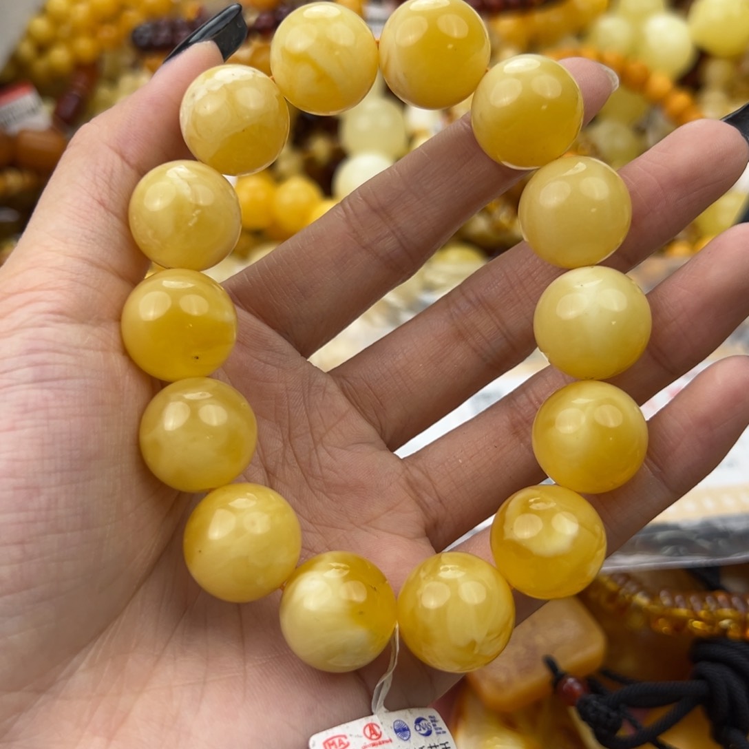 琥珀珠宝奇石未镶嵌