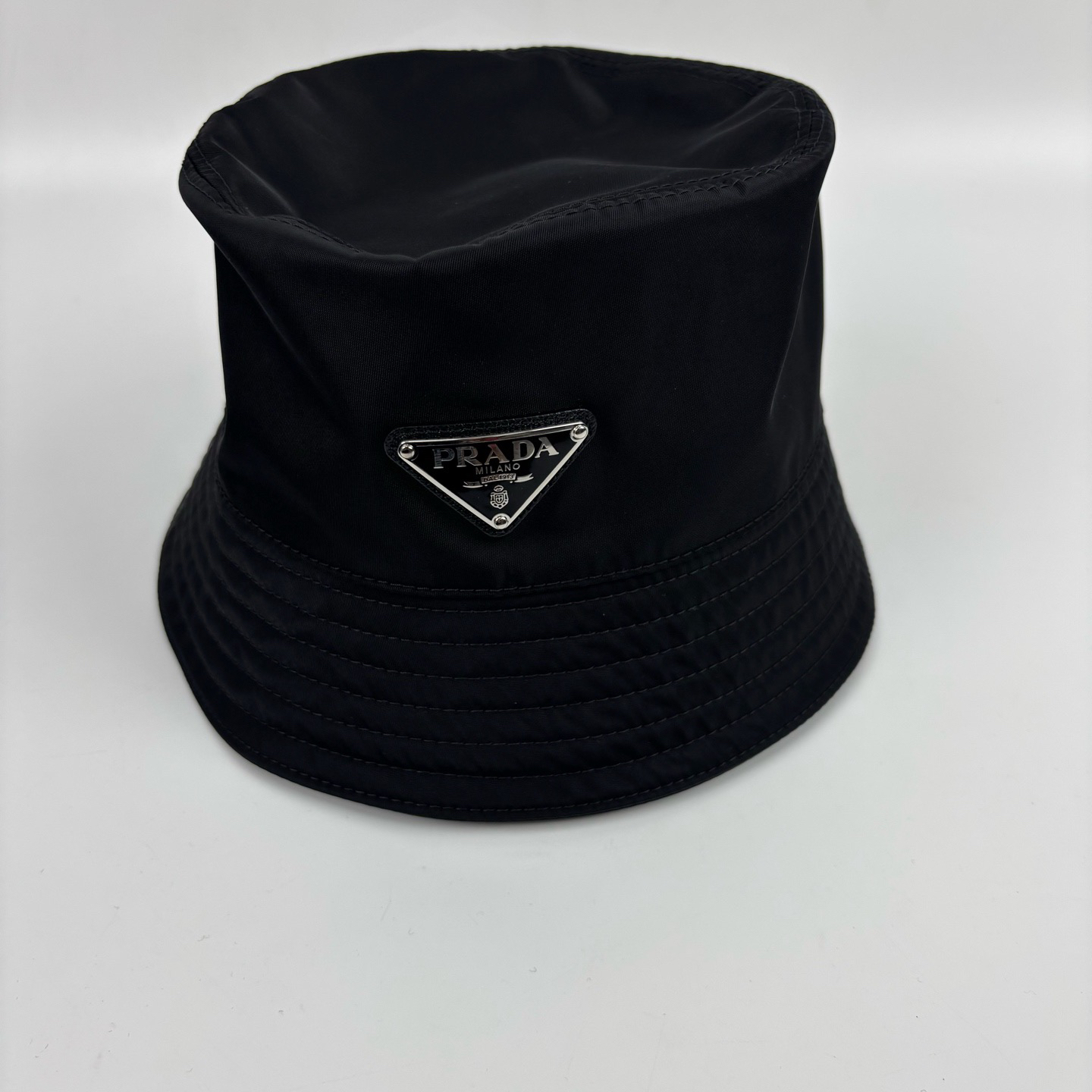 99新 Prada/普拉达 全新/PRADA/普拉达/纯色帽子/M码/SZ0089