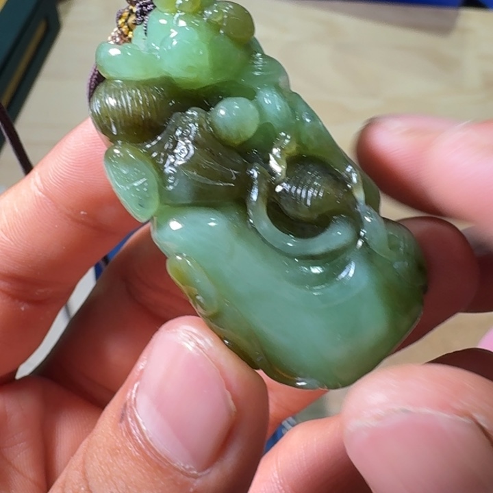 未镶嵌和田玉（糖玉）挂件