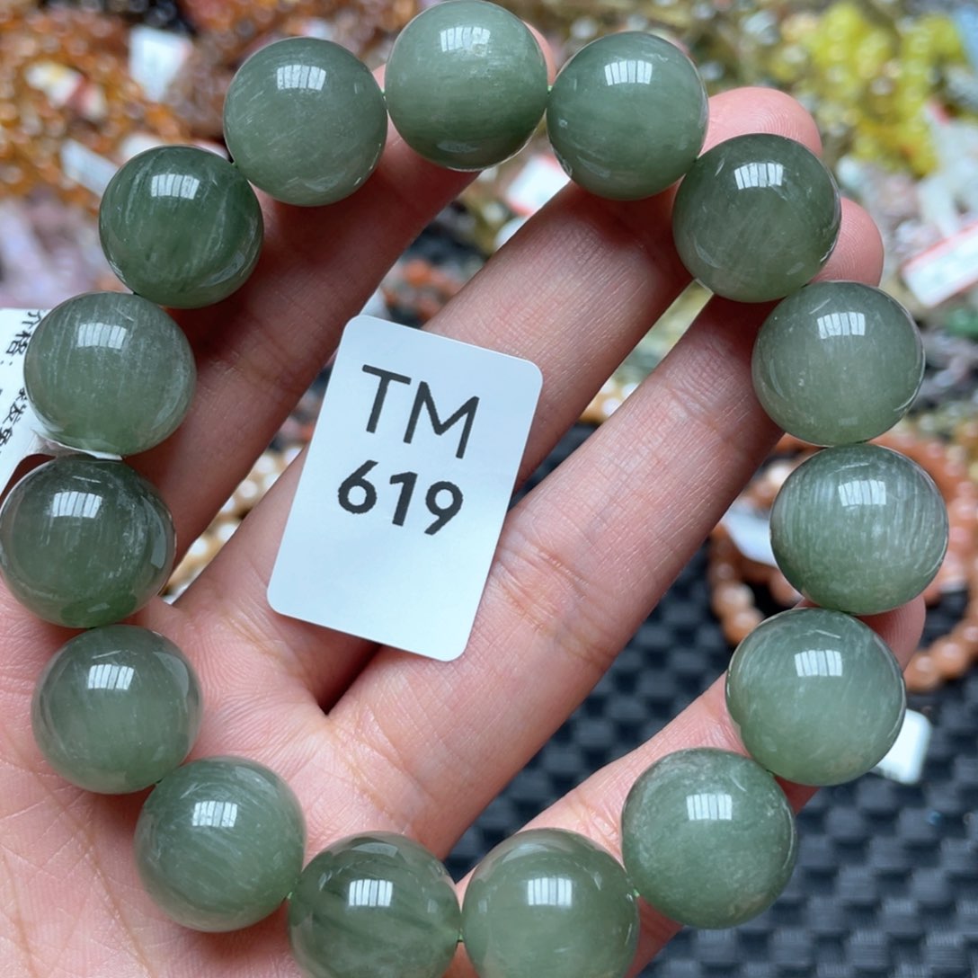 水晶手串未镶嵌手串