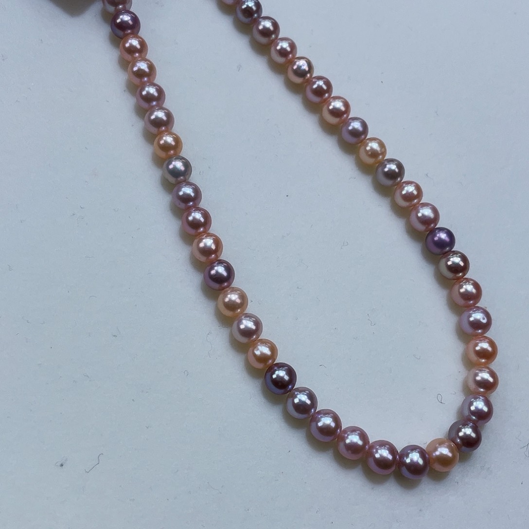 淡水珍珠颈饰银S925镶嵌5.5mm爆亮糖果