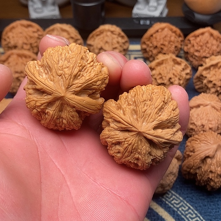 文玩核桃吊坠粗筋42修