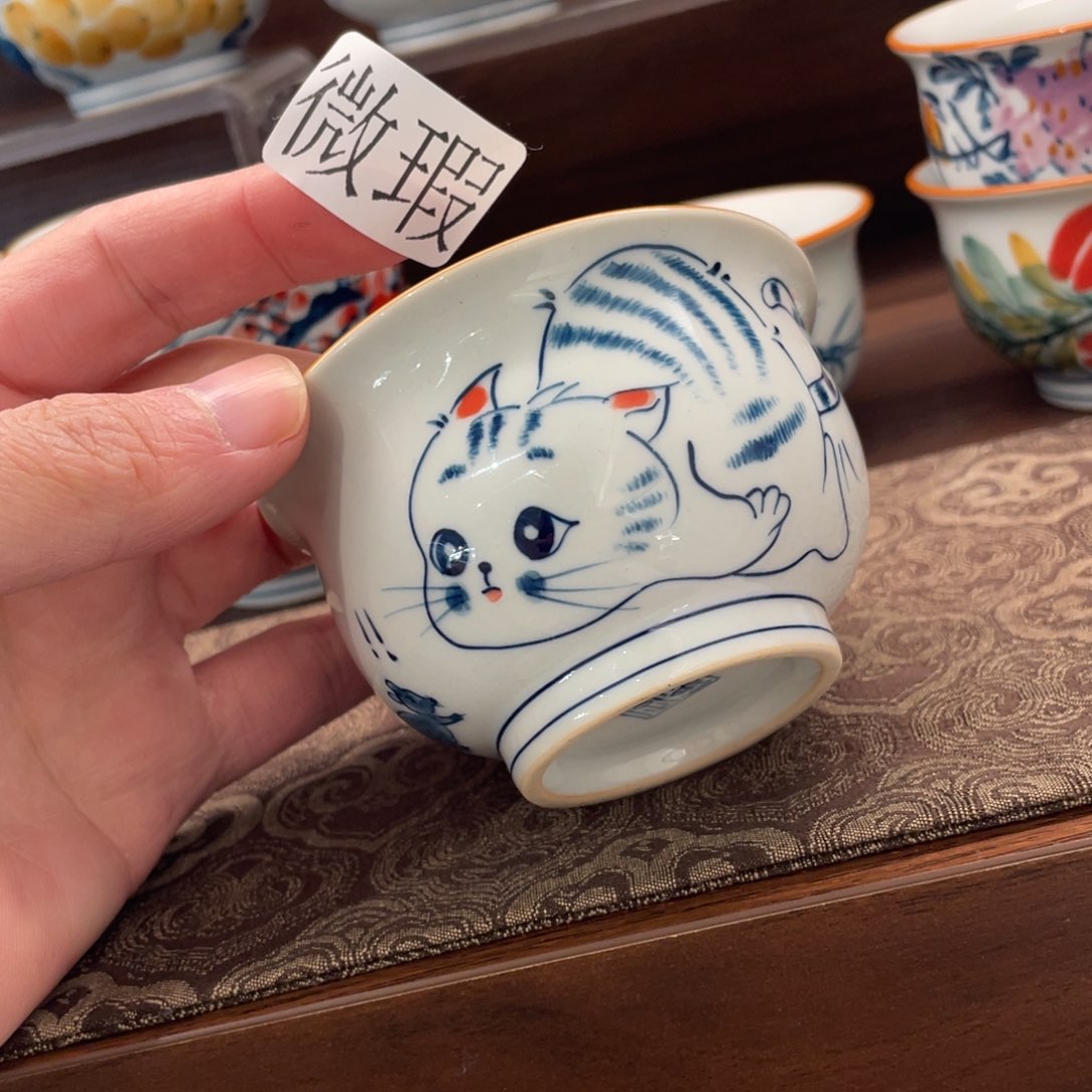 釉下手绘茶具微瑕