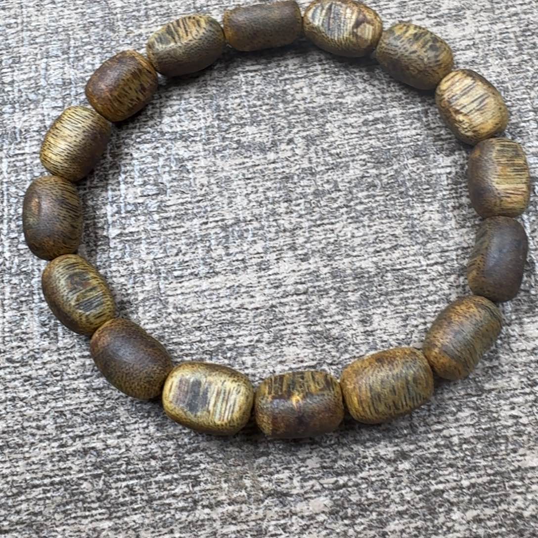 沉香沉香碎屑绿棋留疤珠0.8/5.8