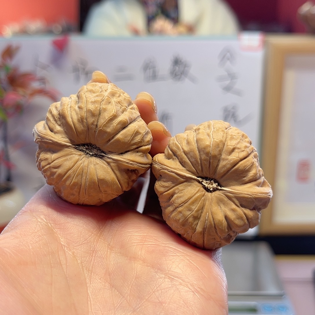 【闪购商品】文玩核桃把件40南瓜墩