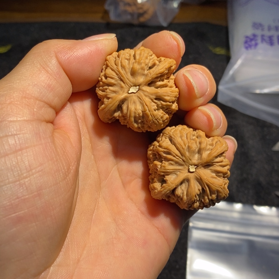 文玩核桃吊坠承德密纹90