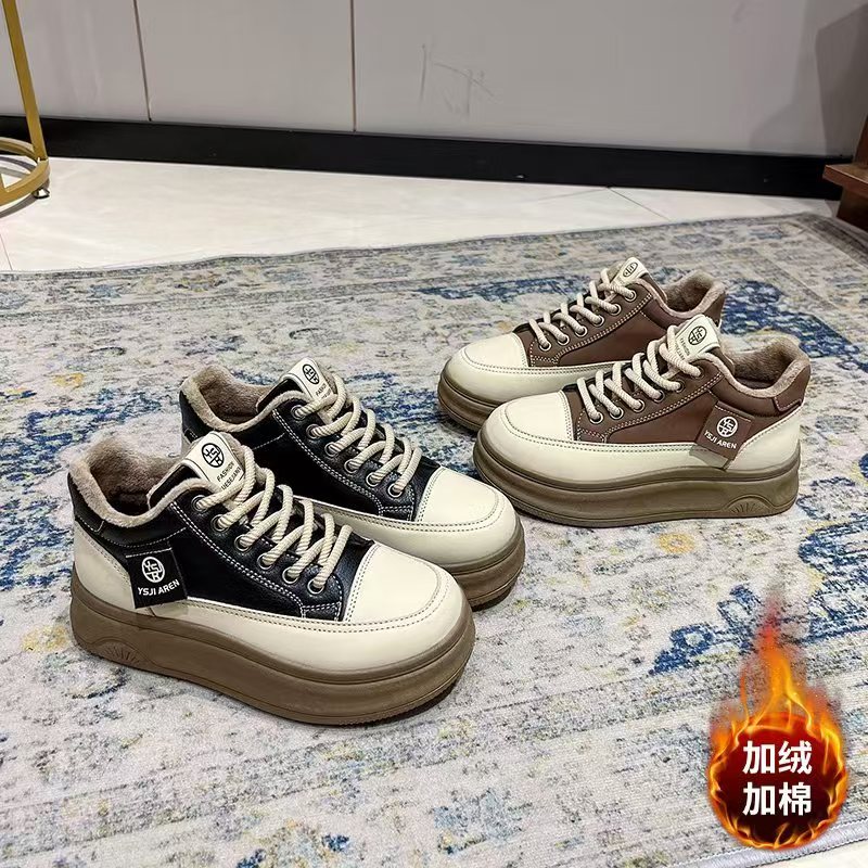 （现货）加绒爆款板鞋民族风百搭休闲鞋舒适厚底潮鞋852508