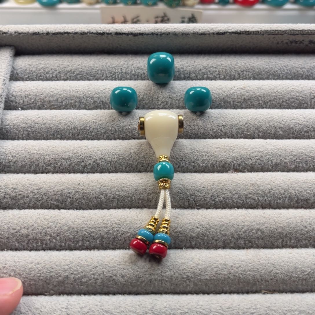 泰***峰琉璃颈饰琉璃配饰14三通