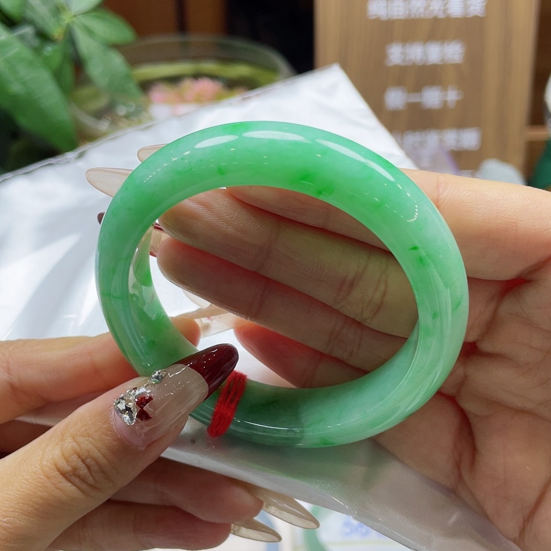 翡翠手镯未镶嵌闪购12 号链接