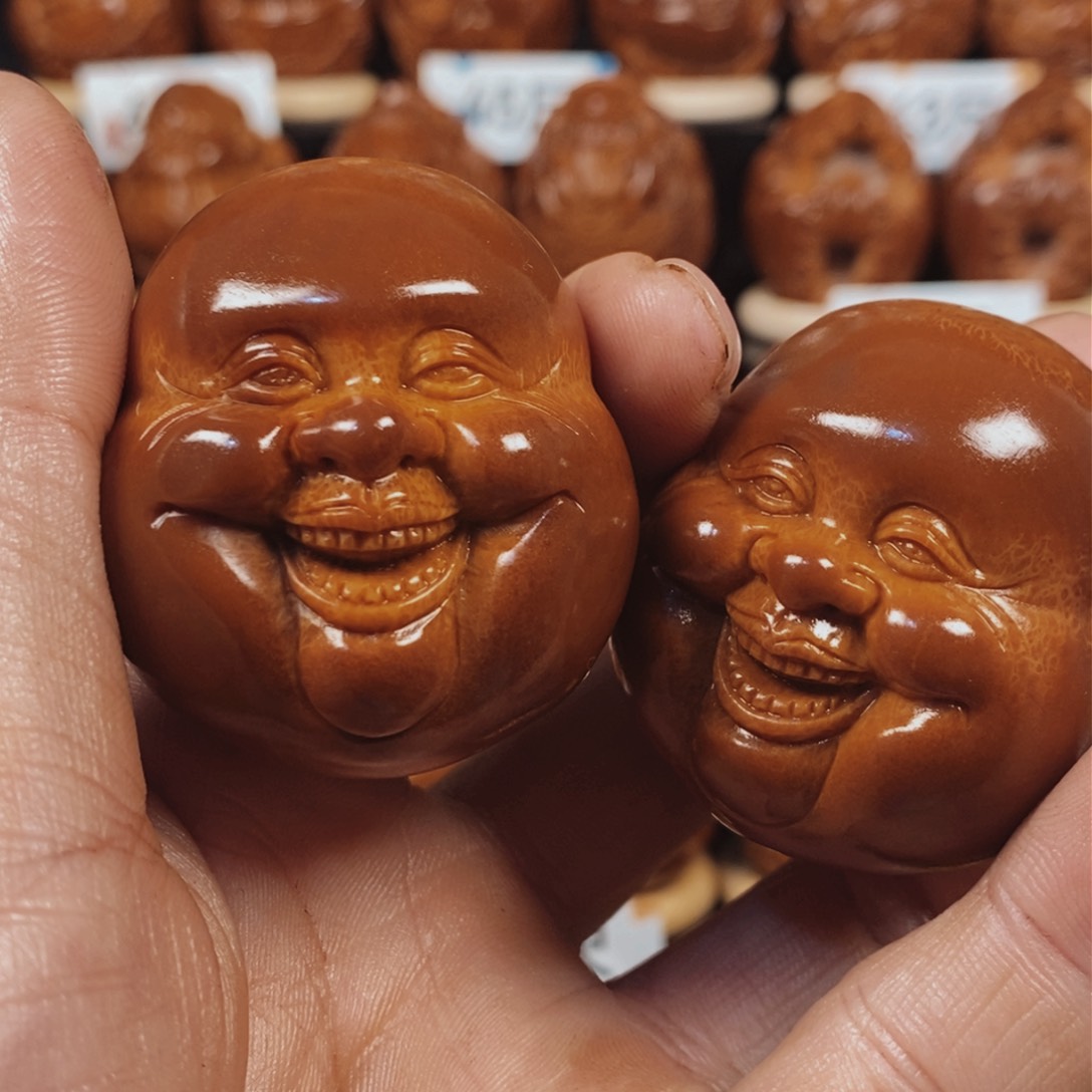 橄榄核吊坠小**u笑佛7777777777