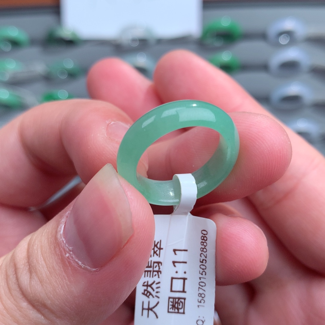 翡翠戒指未镶嵌天然
