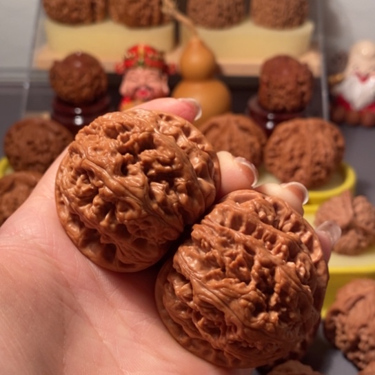 文玩核桃吊坠46粗金