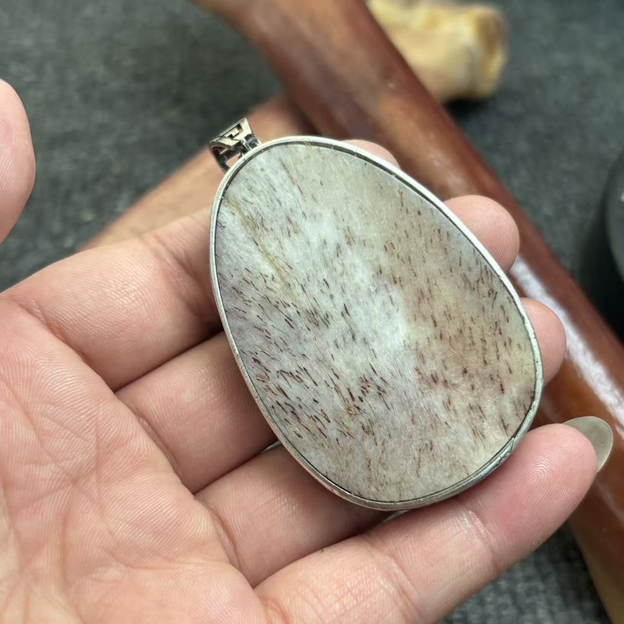 吊坠牌子满油料子非遗