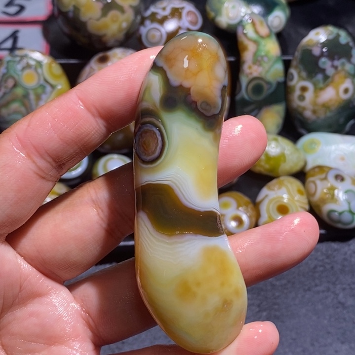 玛瑙/玉髓未镶嵌珠宝半成品37