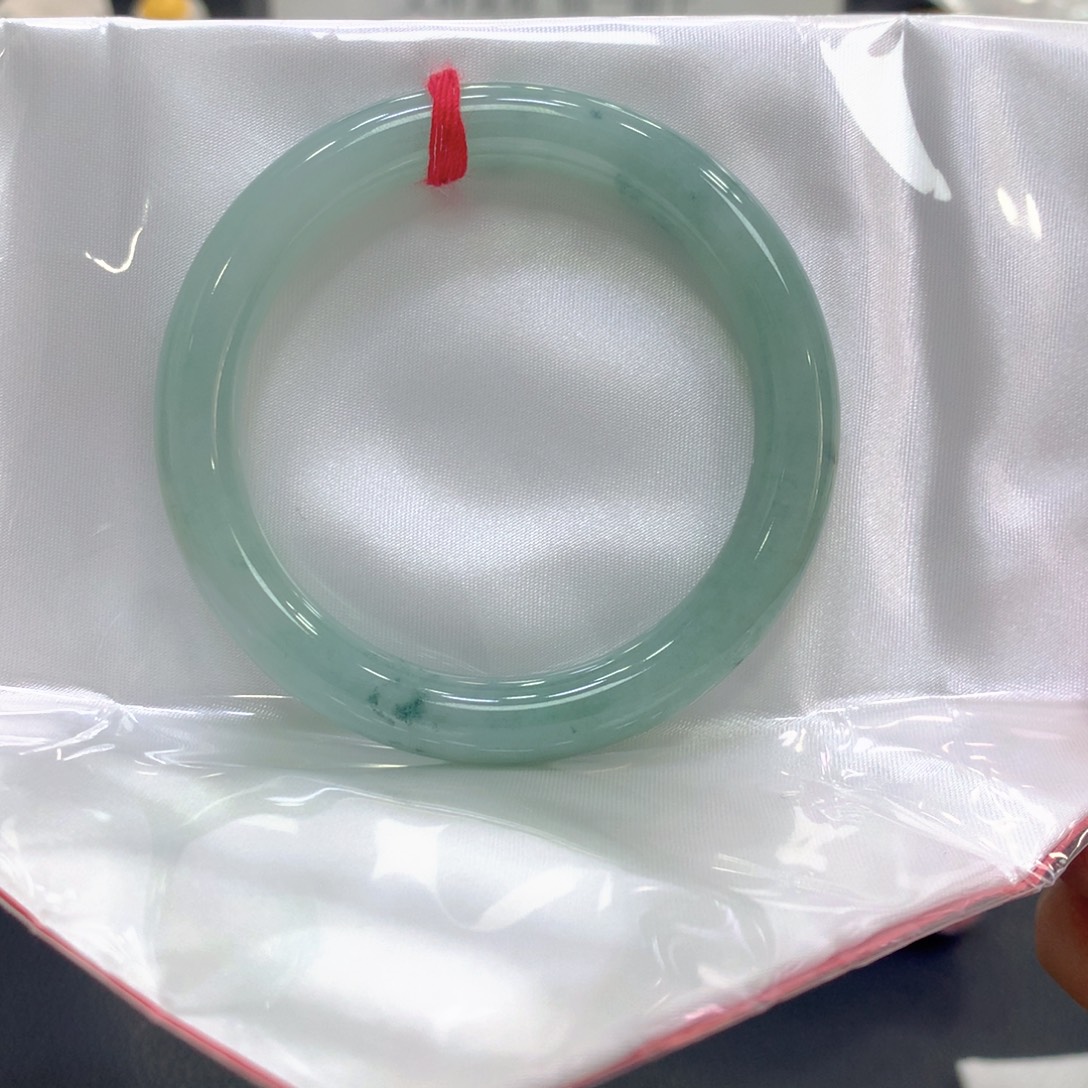 翡翠未镶嵌手镯翡翠19