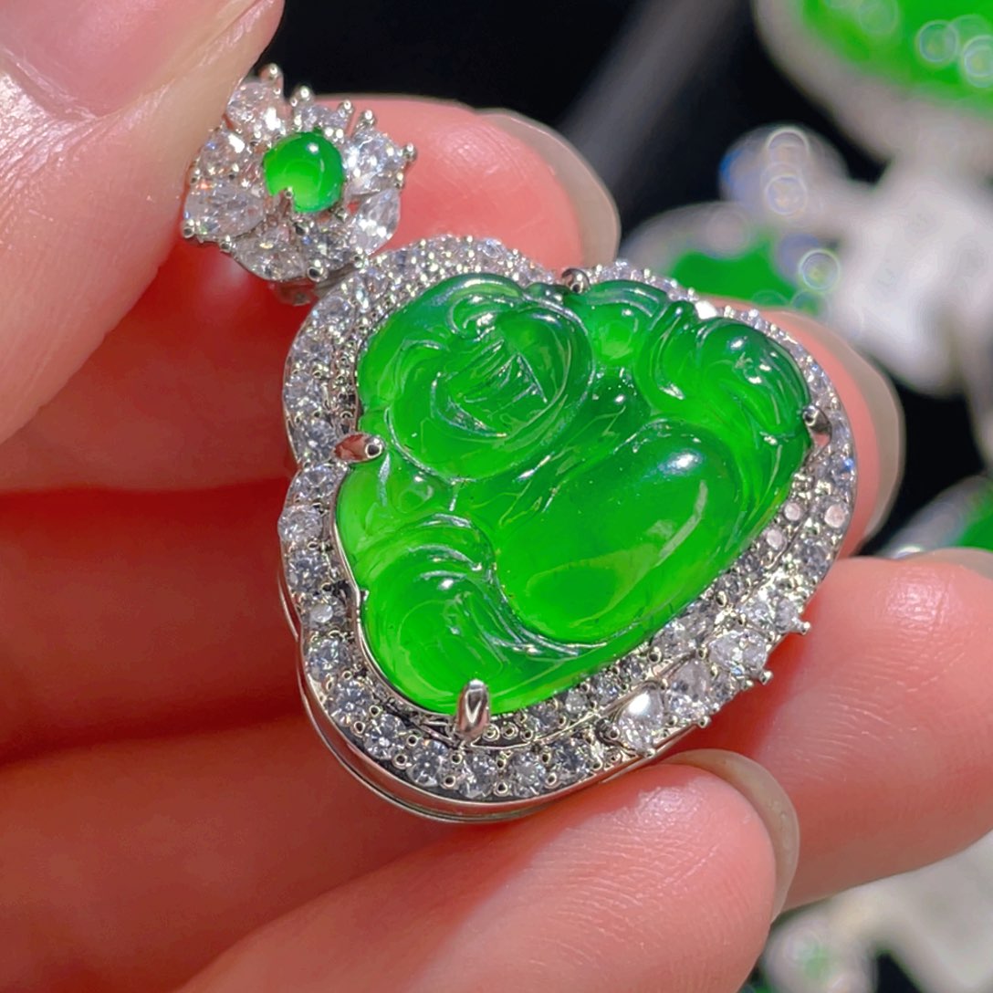 翡翠吊坠(不含链)未镶嵌