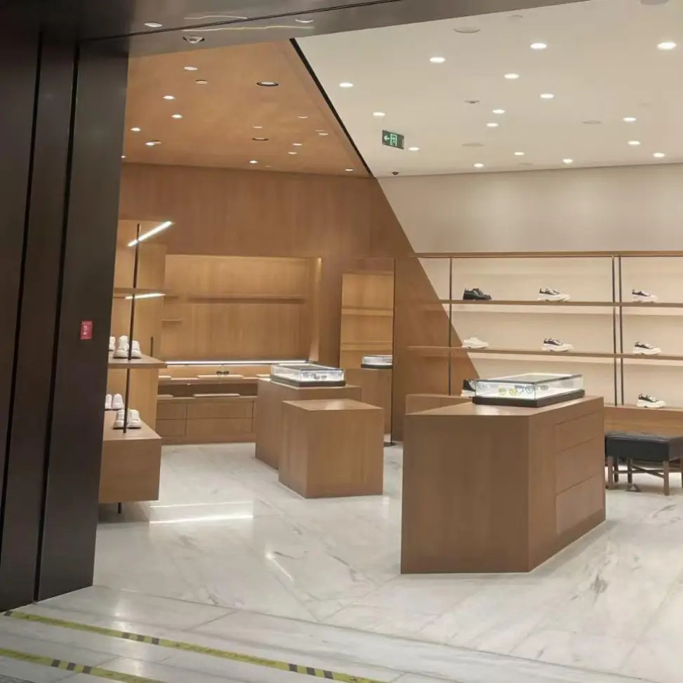 专柜带NFC芯片情侣小白鞋