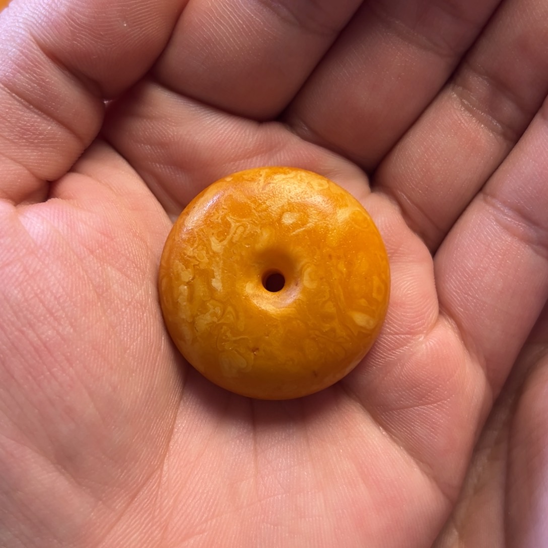 蜜蜡吊坠(不含链)未镶嵌