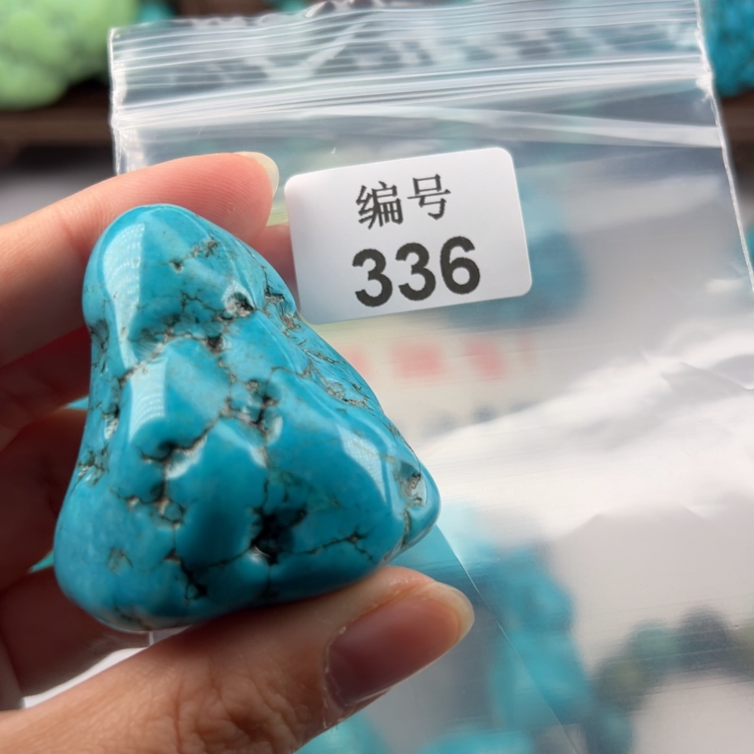 忍***冬十堰特色随形手把件