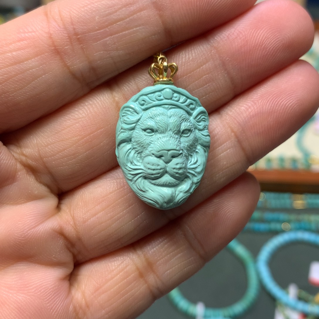 绿松石18K金镶嵌挂件