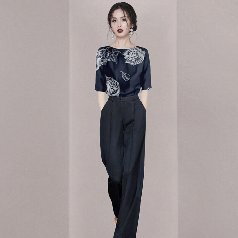 轻熟风气质休闲套装女夏2025新款时尚印花上衣裤子两件套
