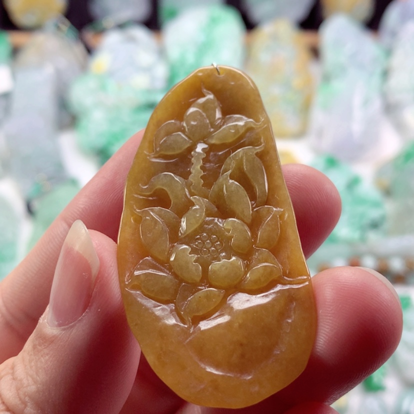 【闪购商品】翡翠吊坠(不含链)未镶嵌