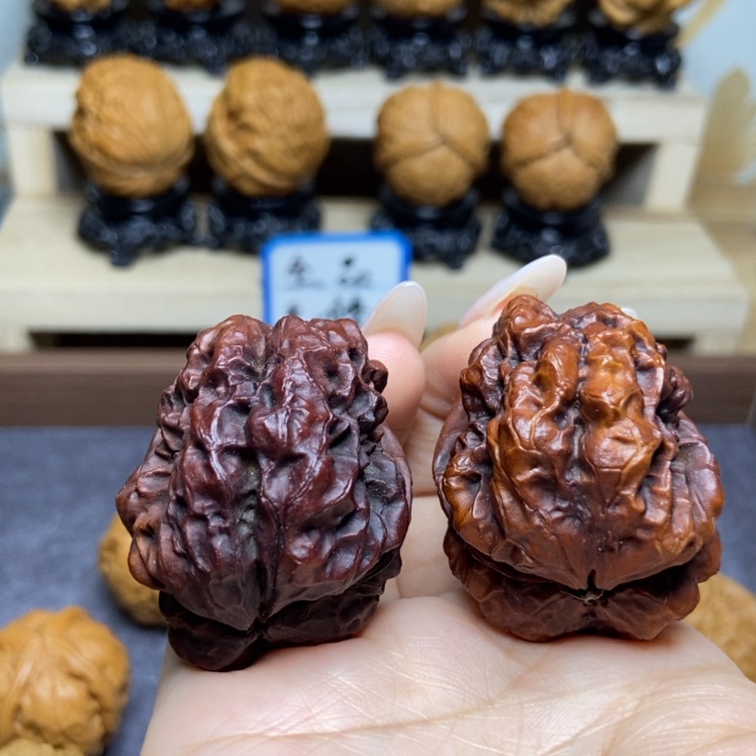 【闪购商品】桃核吊坠启*40上古金蟾42mmm