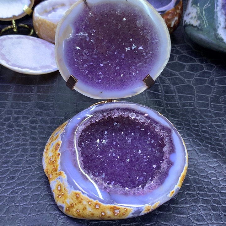 水晶福利彩晶紫盆未镶嵌