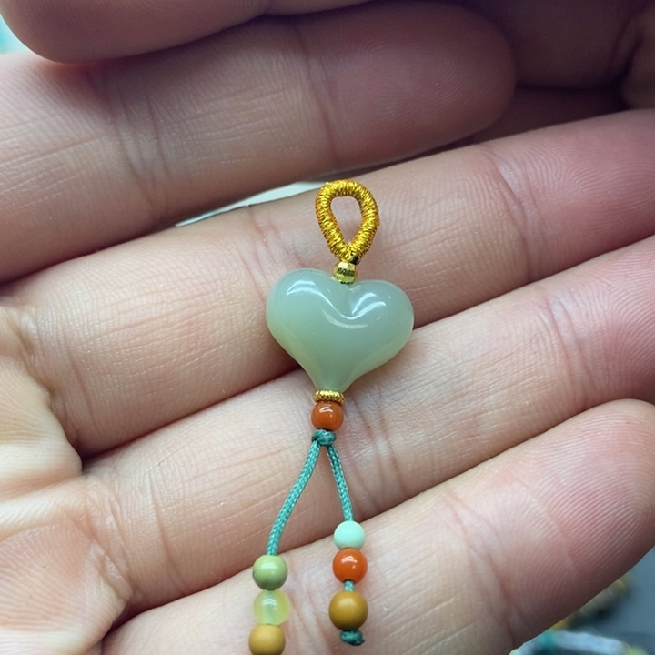 南红玛瑙未镶嵌配饰